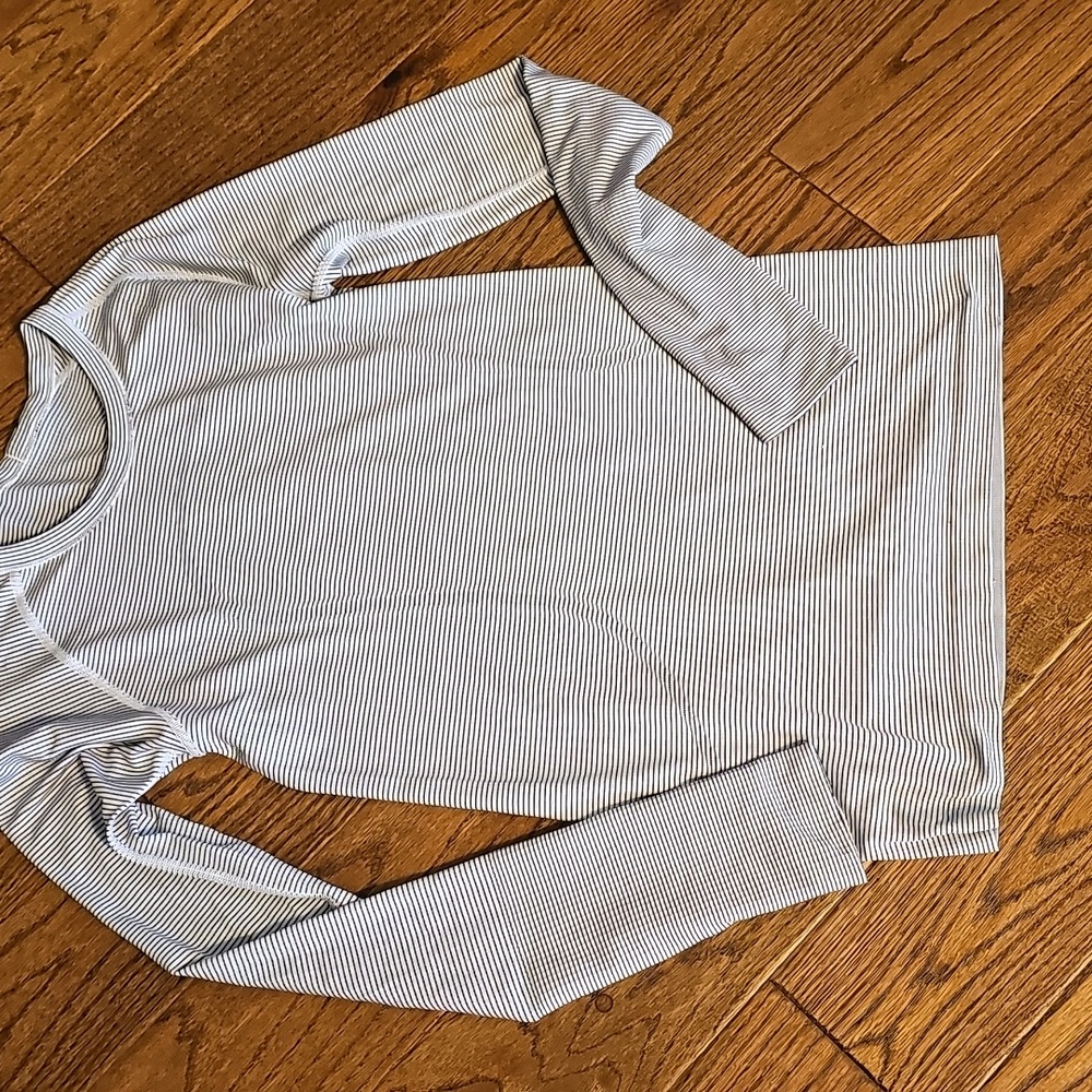 Lululemon Scuba Striped Long Sleeve Shirt 8